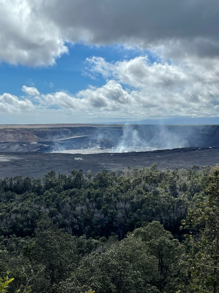 Volcanoes National Park Caldera-view at lunch